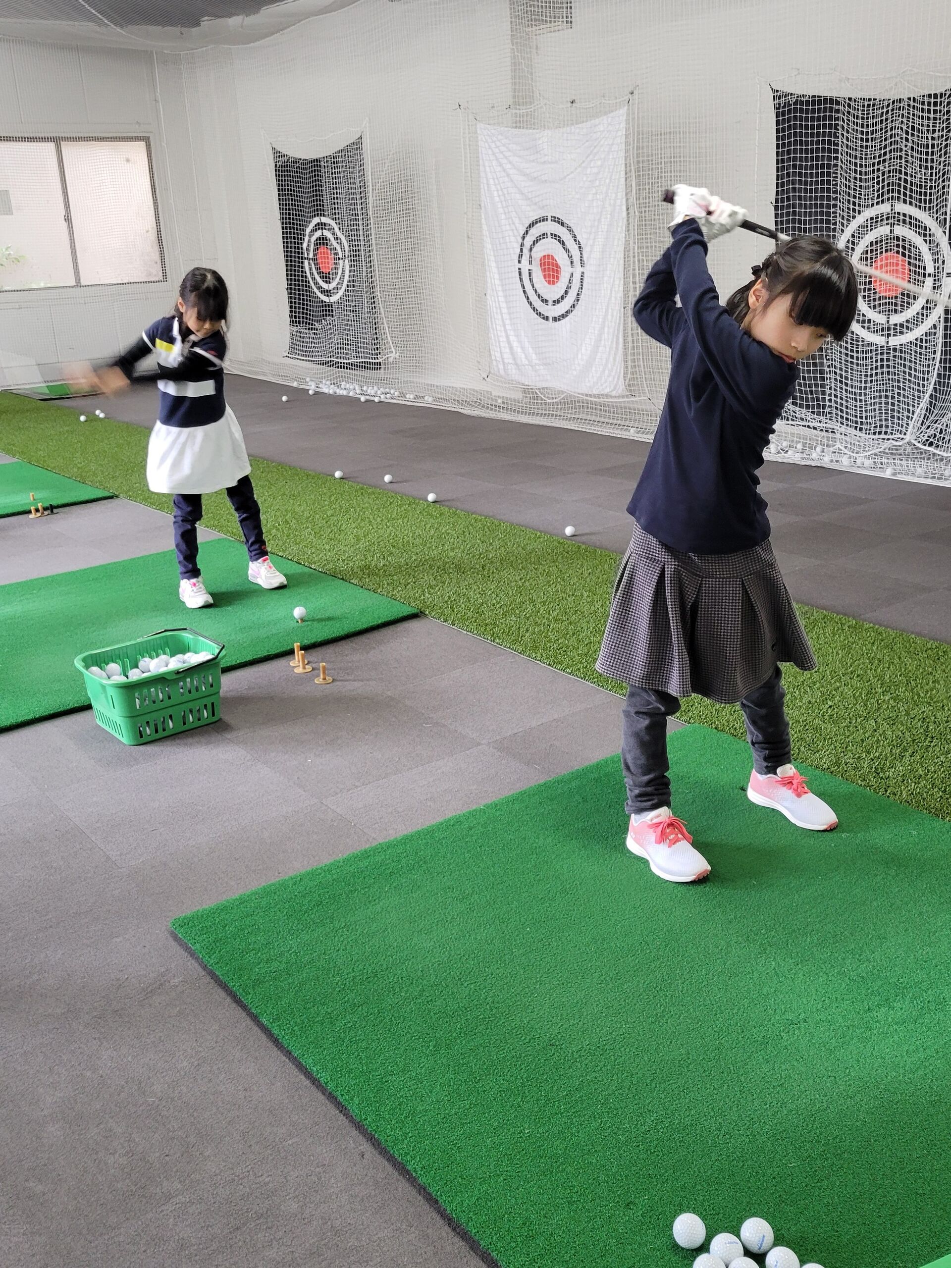 福岡ゴルフレッスン/小学生でゴルフ初めて習うならマンツーマンレッスンが早く上手くなる！